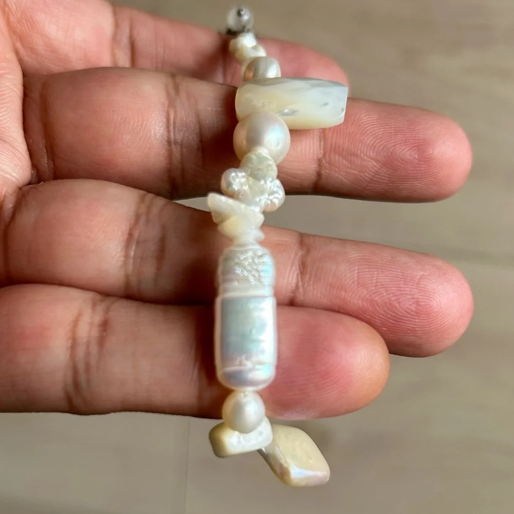 Clear Quartz and Pearl, and another of Pearl Bracelet - Picture 5 of 8